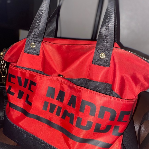 Steve Madden Handbags - Steve Madden Gym/Weekend/Travel Bag